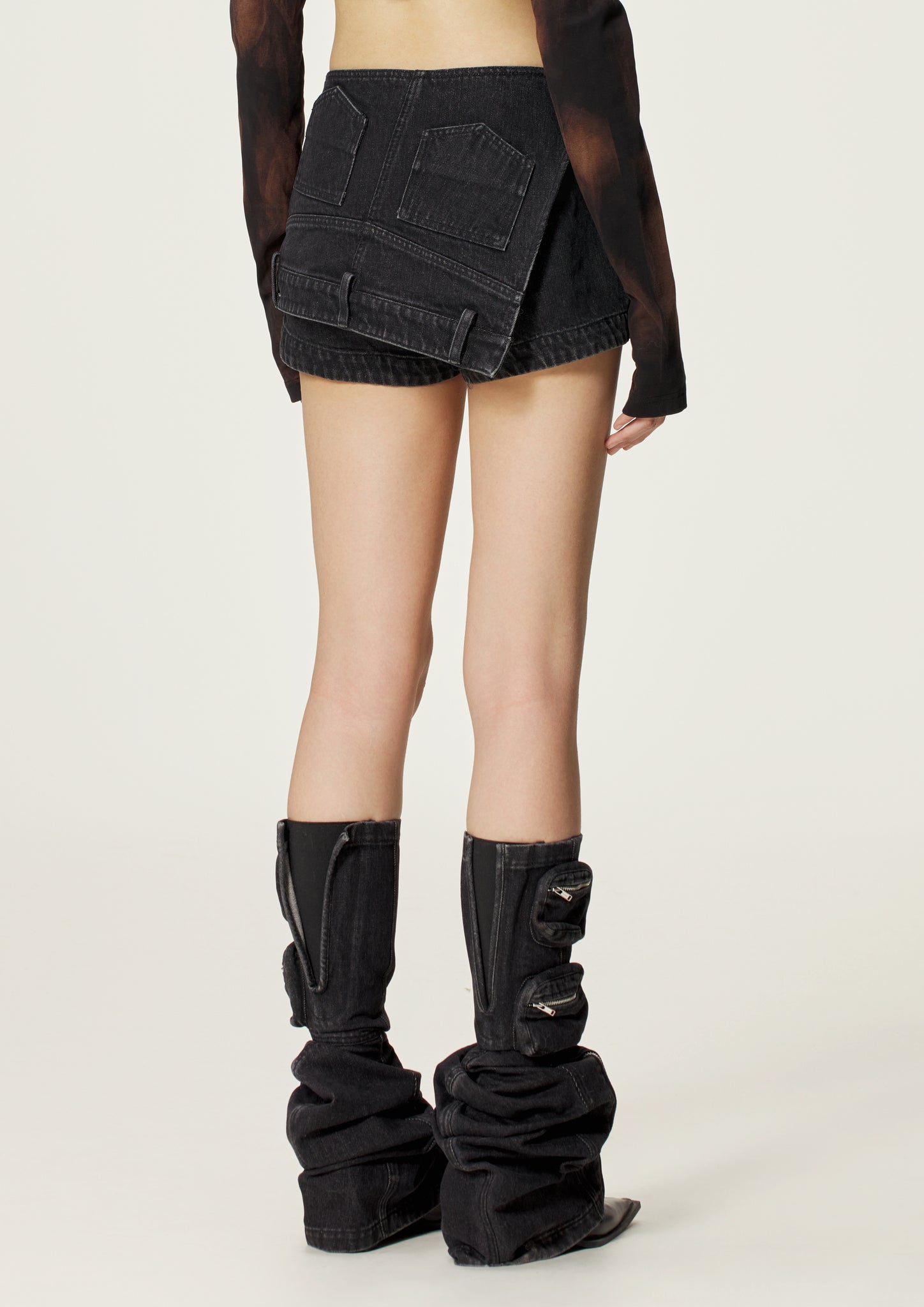 Black Dislocation Denim Short