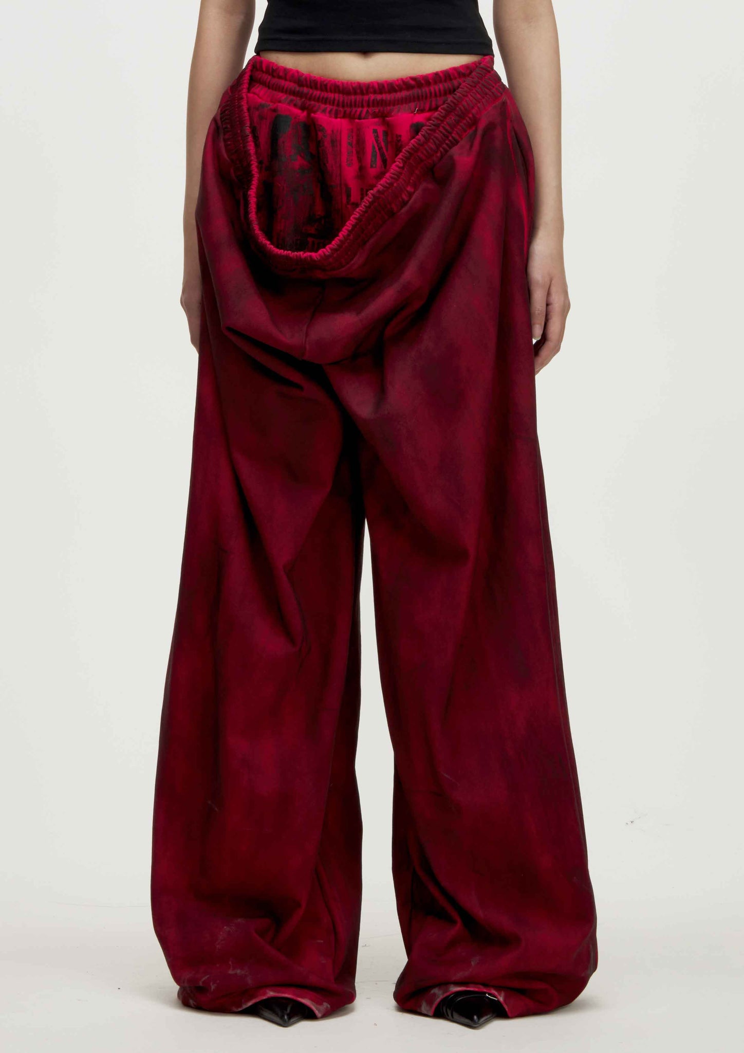 RED TURNDOWN SPORT PANTS