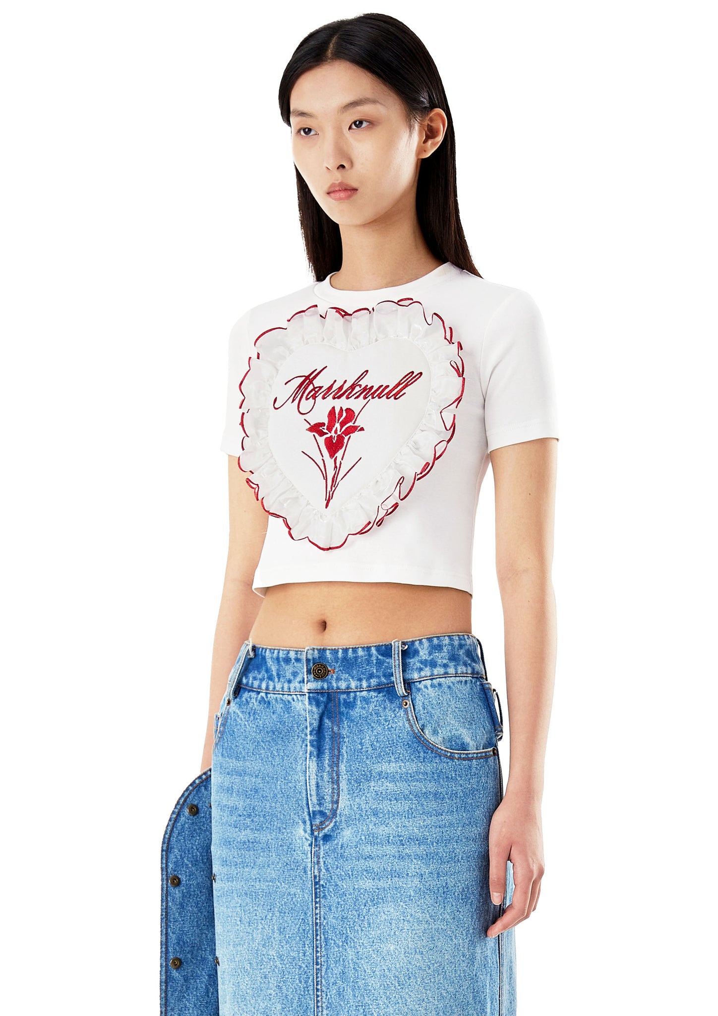 White Heart Embroidery T-shirt